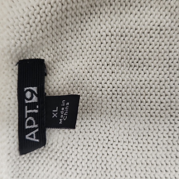 Ivory hollow out crochet knit beachy boho crewneck pullover sweater. Size xl - Picture 6 of 7